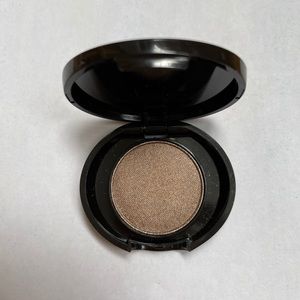 New but unsealed - No 7 Stayperfect eyeshadow single - brown/bronze